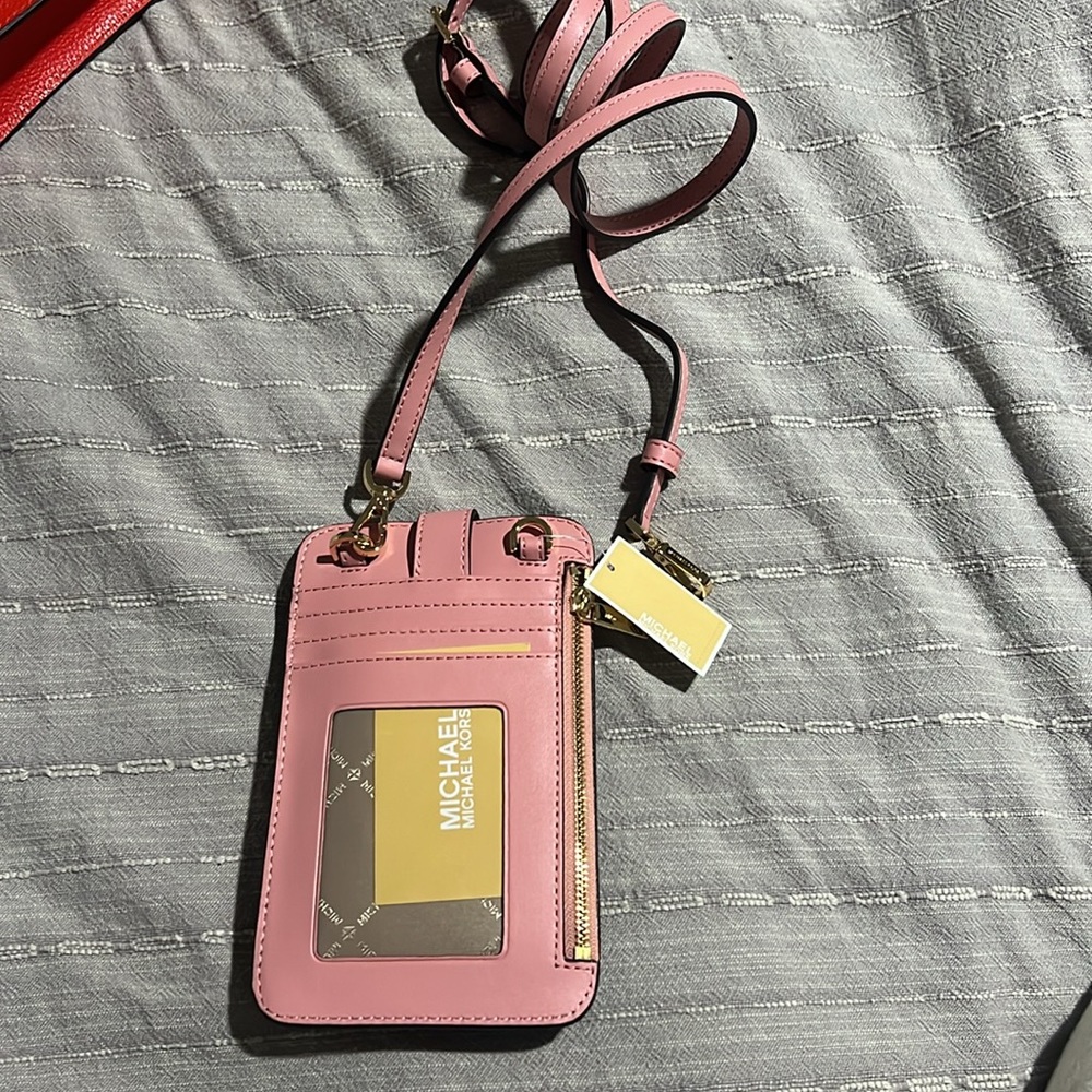 Cross body - Picture 4 of 6